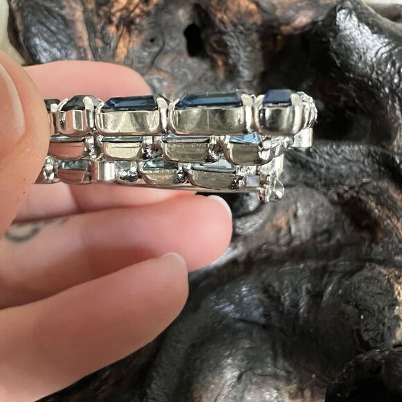 Vintage Signed Kramer of NY Blue Rhinestone Brooch Recessed Shadowbox Statement - Picture 10 of 16